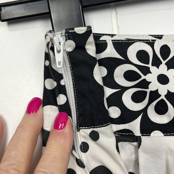 Cato Womens Skirt 10 Black & White Polka Dot Print Side Zip Pleats Full Skirt - Picture 5 of 8